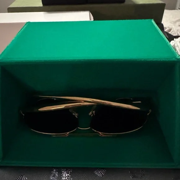 Bottega Veneta Sardine Sunglasses - Picture 6 of 8